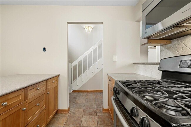 Building Photo - 59 Butler Dr