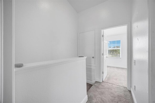 Building Photo - 6127 Bayside Key Dr
