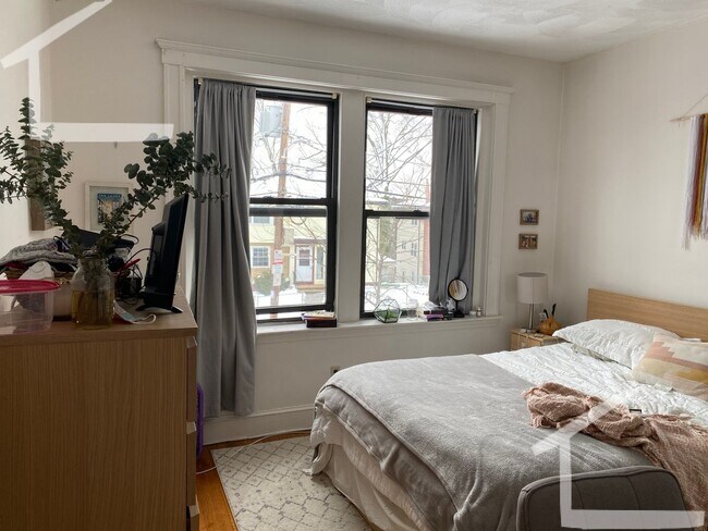 Building Photo - 15 Cummings Rd