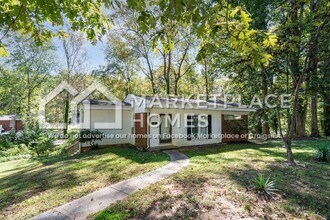 Building Photo - 1908 Front St