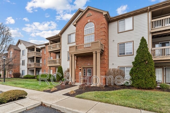 Building Photo - 8921 Hunters Creek Dr