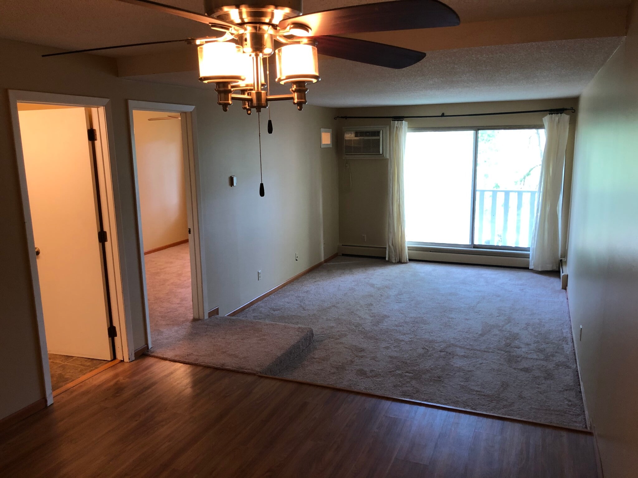 Building Photo - 1601 N Innsbruck Dr