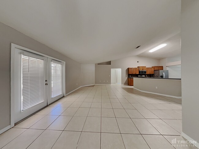 Building Photo - 24 Pineland Ln