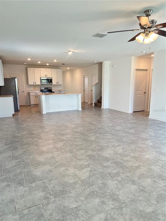 Building Photo - 5017 Worchester Dr