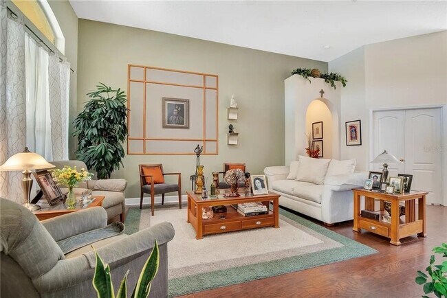 Building Photo - 14113 Sierra Vista Dr