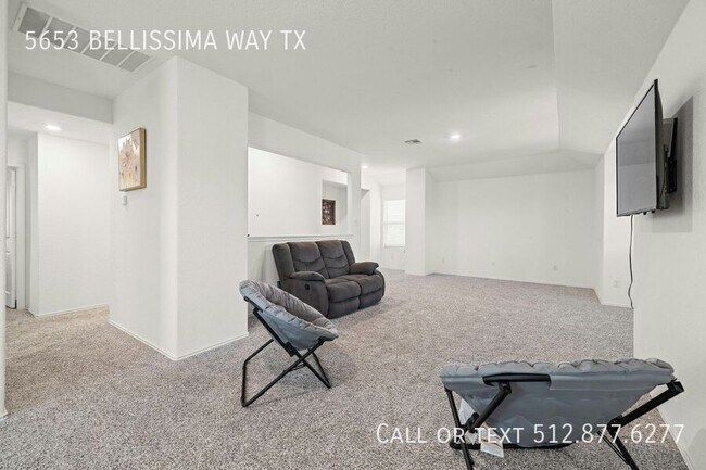 Building Photo - 5653 Bellissima Way