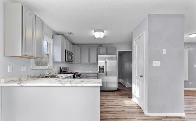 Building Photo - 2456 Saddleridge Dr