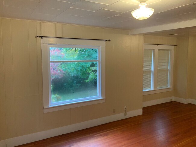 Building Photo - 3056-04 - MSF Properties