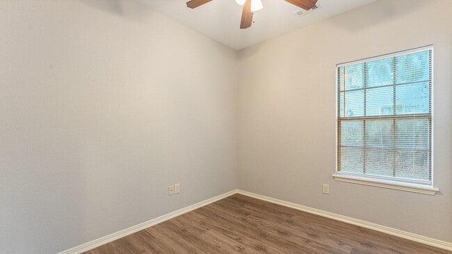 Building Photo - 2626 N Arroyo Ave
