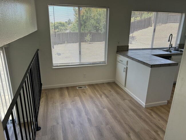 Building Photo - Remodeled 4 Bedroom, 2.5 Bath Home