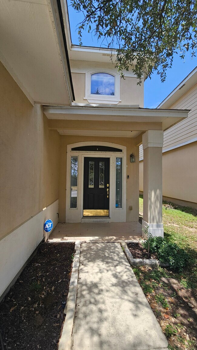 Building Photo - 4719 Shavano Ct