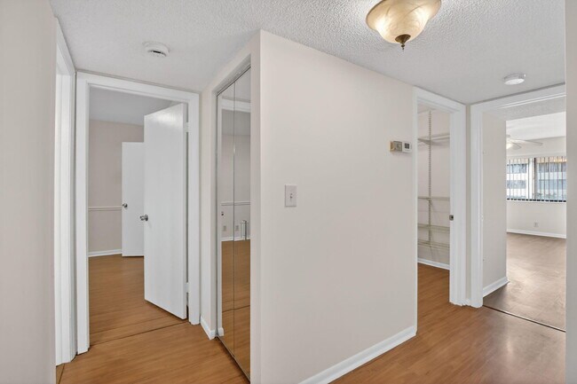 Building Photo - 8030 Hampton Blvd