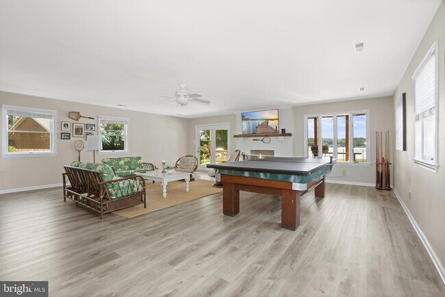 Building Photo - 638 Marlborough Point Rd