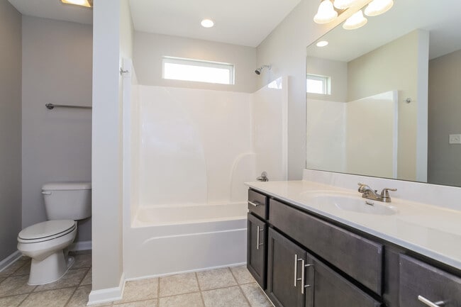 Building Photo - 2509 Guildhall Ln