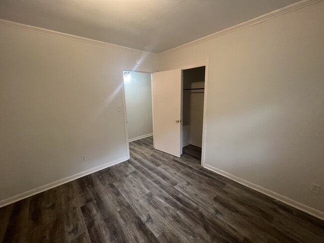 Building Photo - 3152 Bilgray Dr