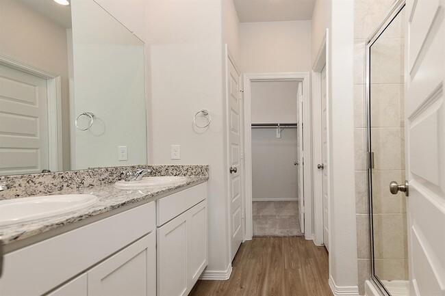Building Photo - 10714 Violet Bloom Dr