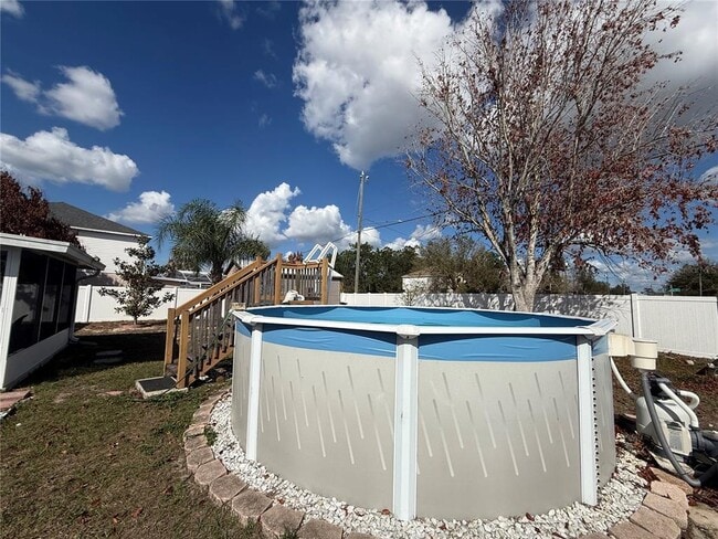 Building Photo - 1905 Myakka Ct