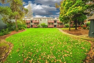 Building Photo - The Patrician Apartments