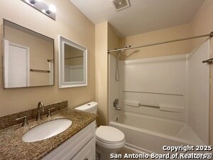 Building Photo - 6734 Honeyridge Ln