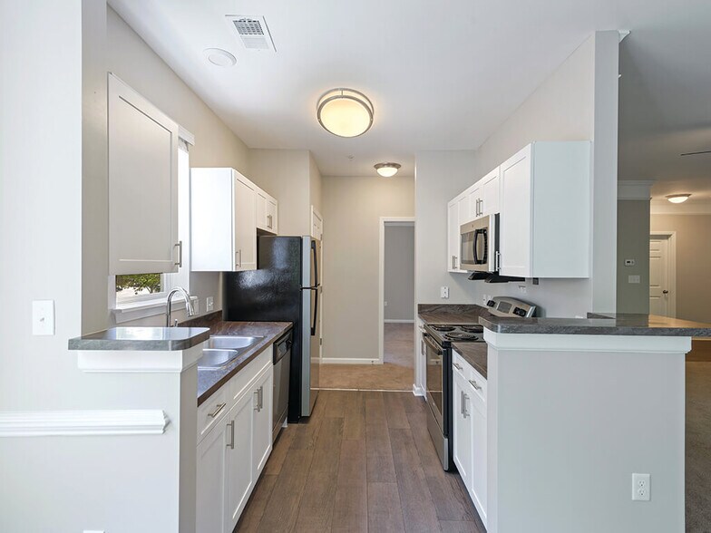 Falls Pointe at the Park 100 Cascade Falls Ln Durham NC 27713