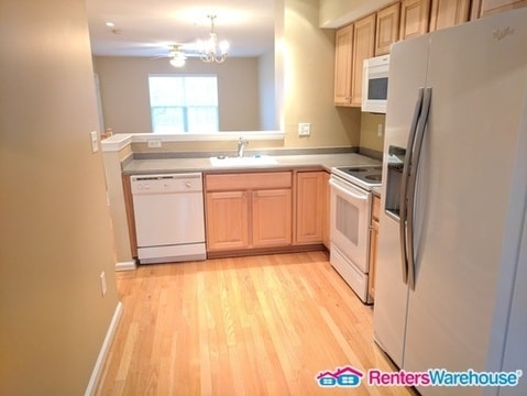 Building Photo - 2032 University Blvd W