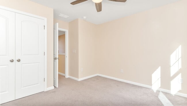 Building Photo - 132 Machrie Loop