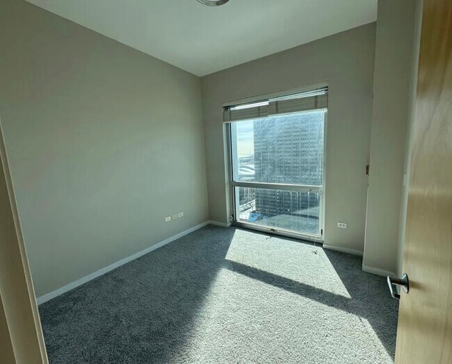 Building Photo - 1845 S Michigan Ave