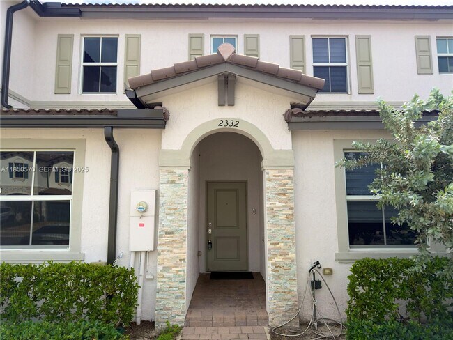 Building Photo - 2332 NW 125 St