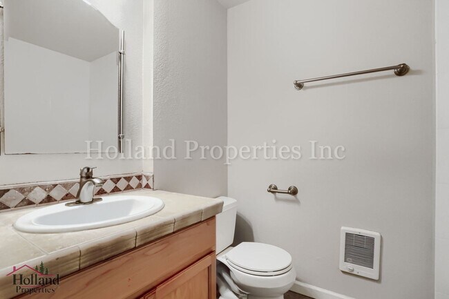 Building Photo - 2680 SW 87th Ave