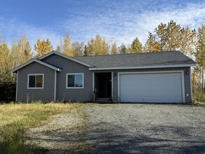 Building Photo - 1165 Sun School Cir