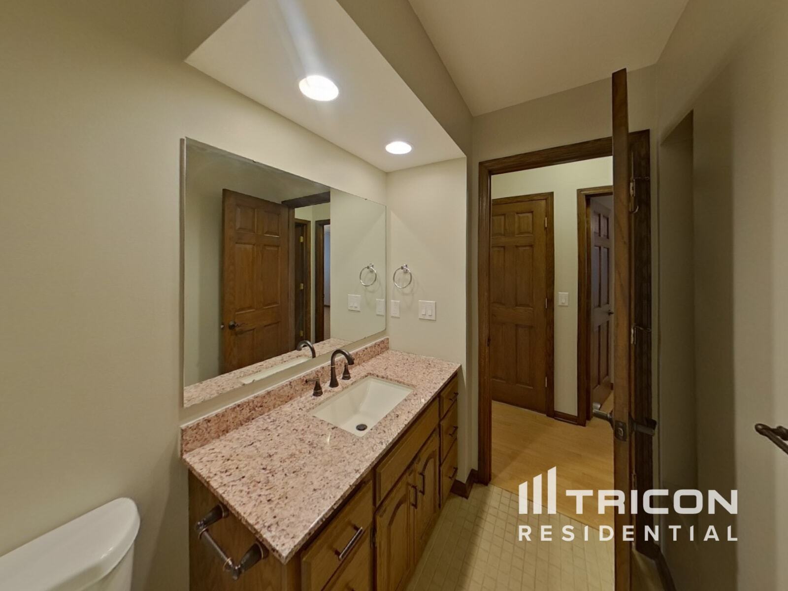Building Photo - 7407 Laredo Dr