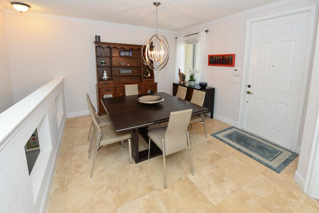 Building Photo - 3033 Waterside Cir