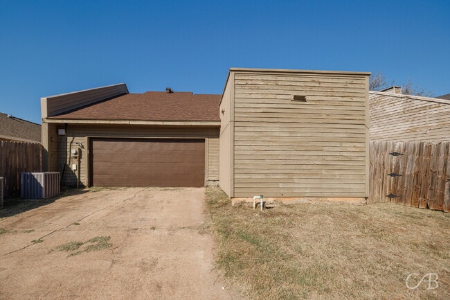 Building Photo - For Lease