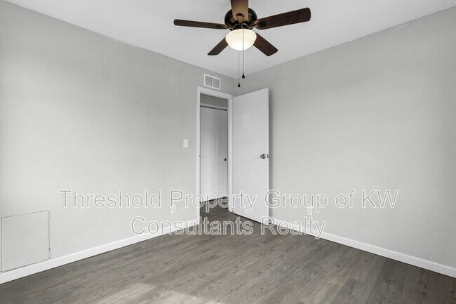 Building Photo - 61 N 21st St