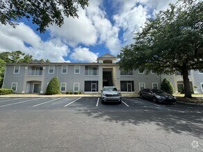 Building Photo - Move In Special! 1/2 Off 1st Months Rent