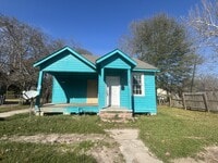 Building Photo - 3911 Evangeline St