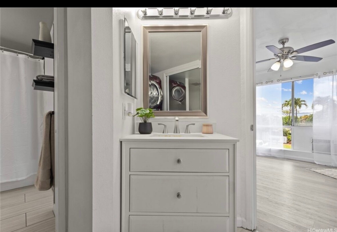 Building Photo - 91-1213 Kaneana St