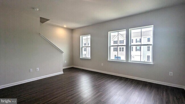 Building Photo - 151 Cooperage Rd