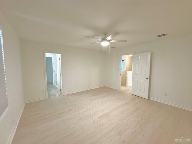 Building Photo - 21 Buen Camino St