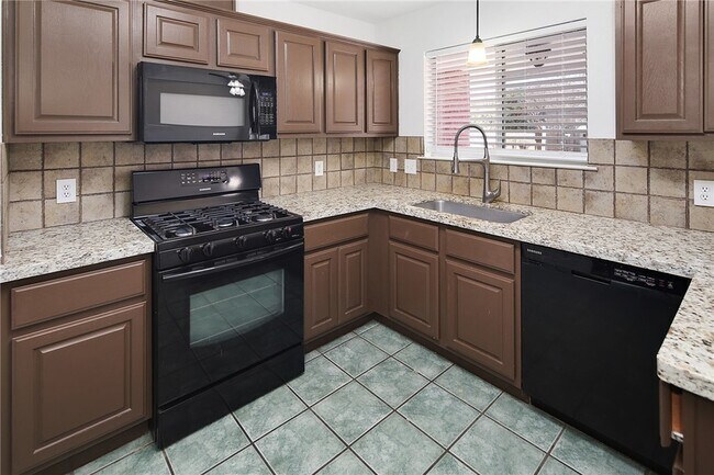 Building Photo - 3800 Stony Creek Ln