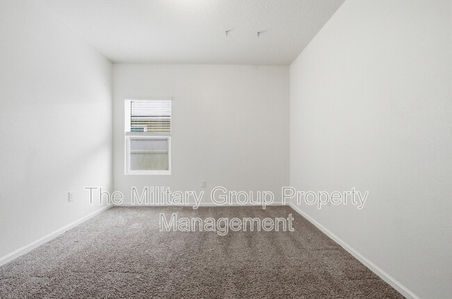 Building Photo - 7814 Meadow Walk Ln