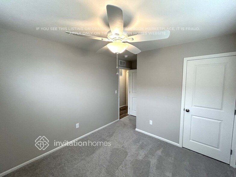 Building Photo - 13531 E 103rd Pl