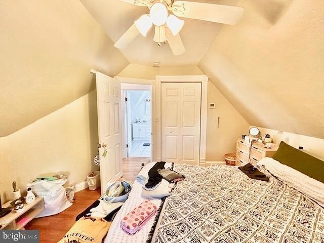 Building Photo - 5010 Apache St