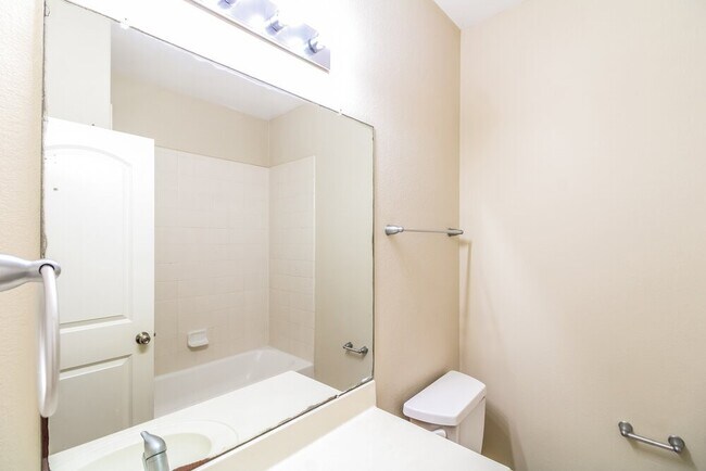 Building Photo - 4127 Barossa Valley Ln