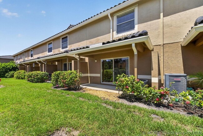 Building Photo - 2786 SE Birmingham Dr