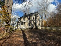 Building Photo - 221 Centennial Farm Ln