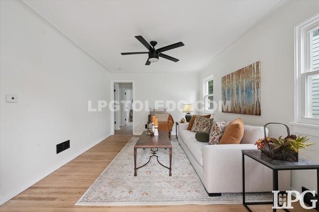 Building Photo - 2736 Northwood Ave