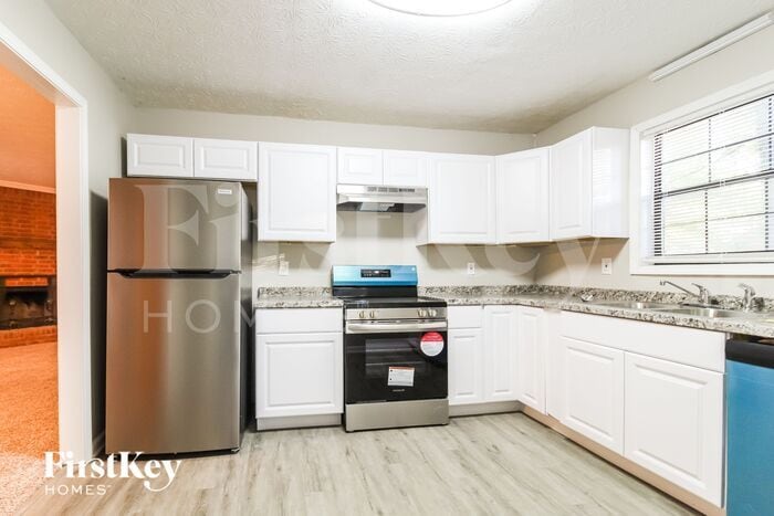 Building Photo - 1394 Cone Cir