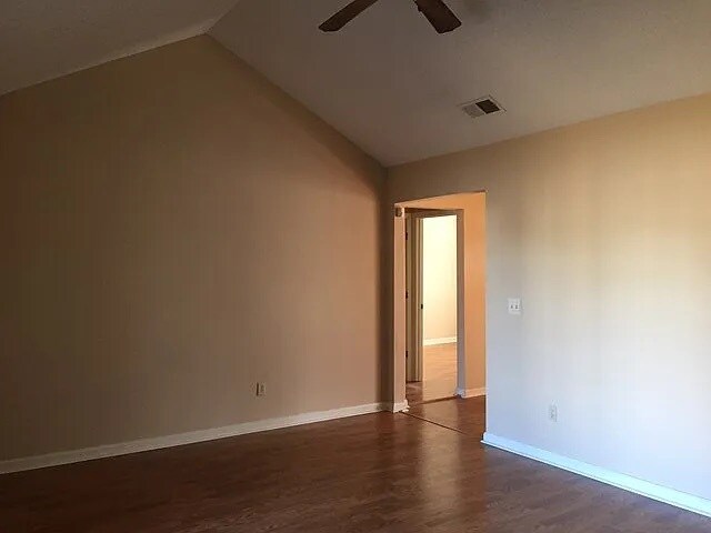 Building Photo - 1646 Latham Ct