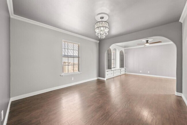Building Photo - 1813 Parker Ln